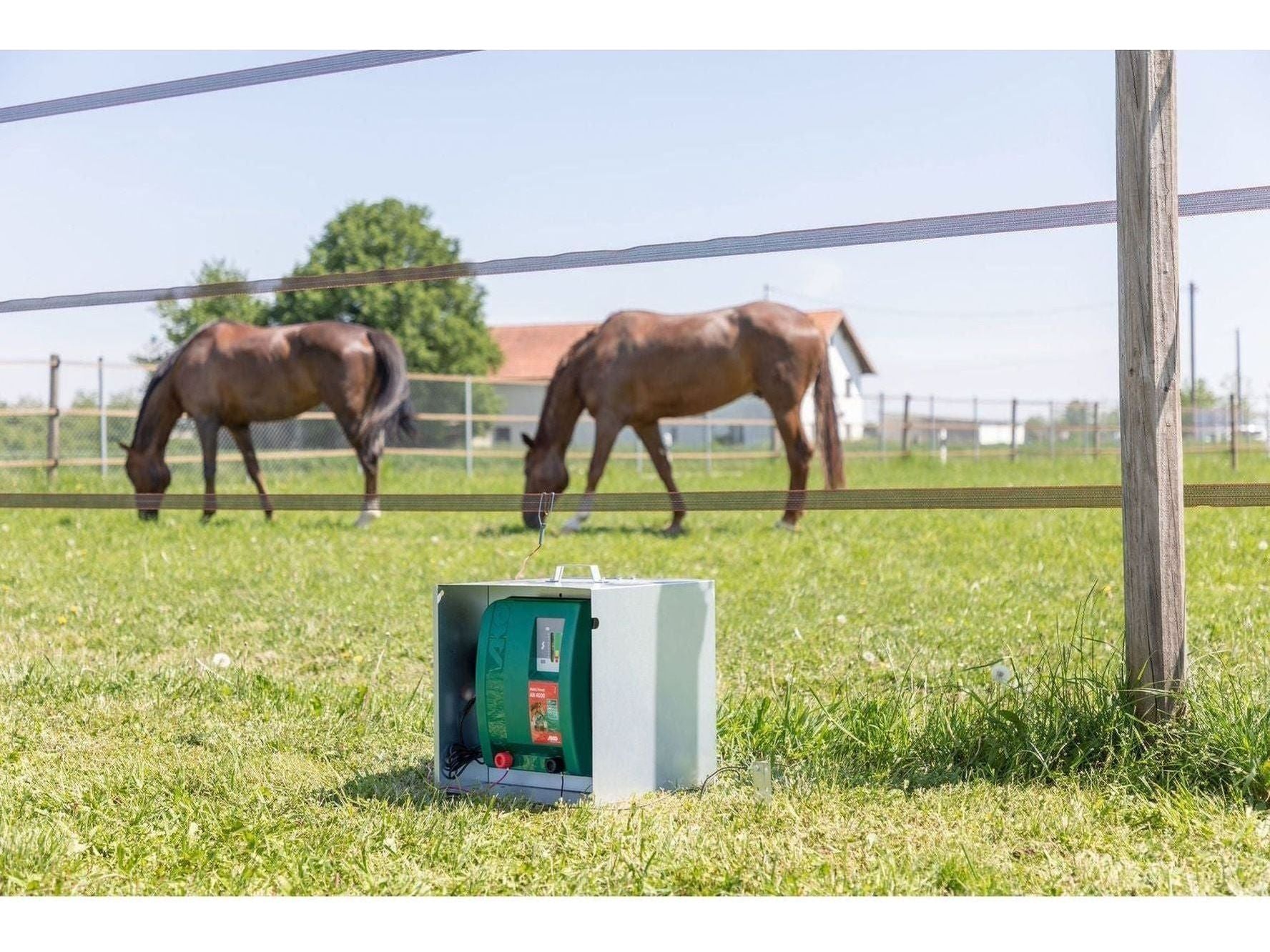 AKO Metall-Akkukasten für Weidezaungerät