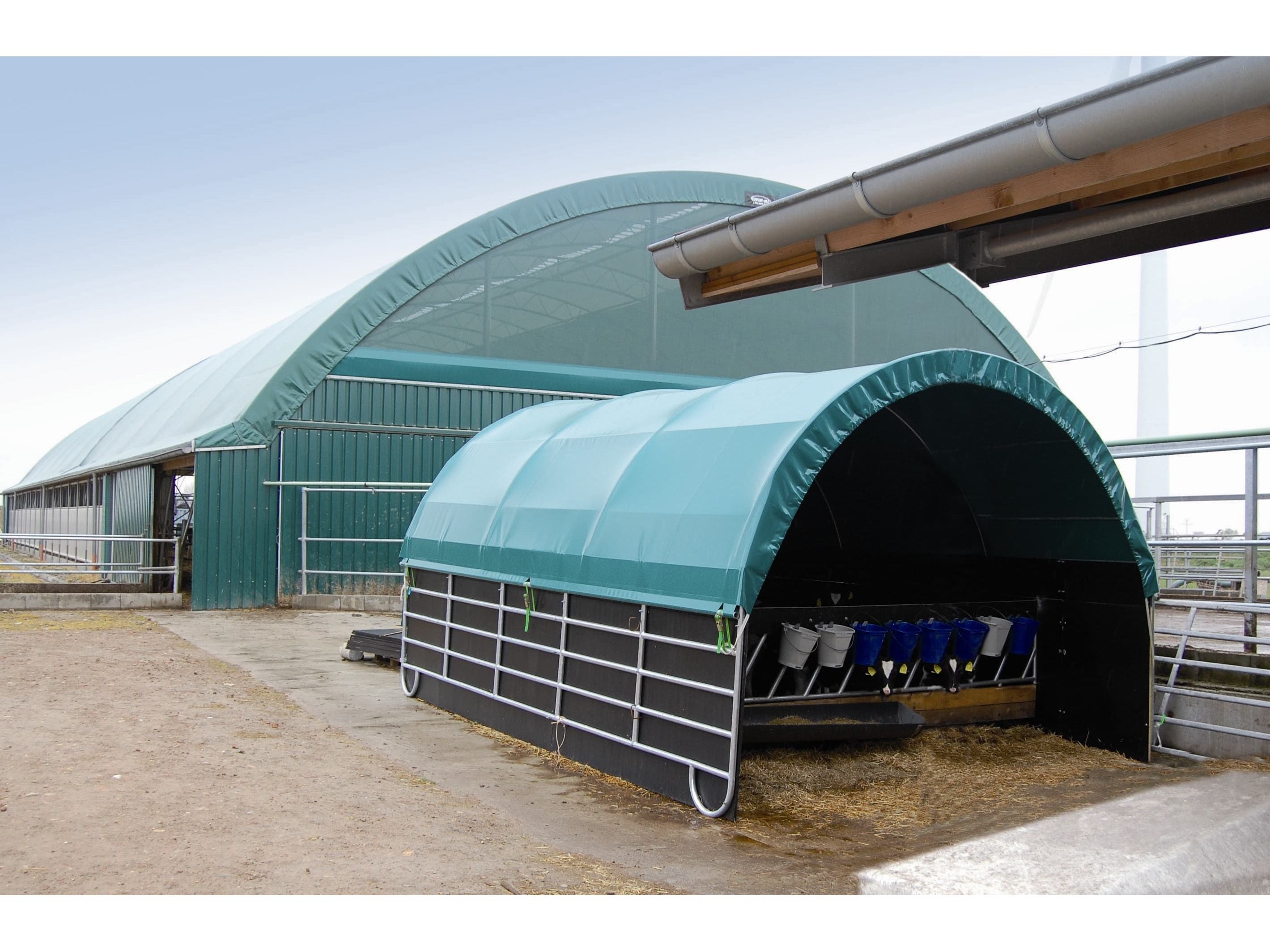COVER ALL Mobile Cover Weideunterstand 4 x 6 m, einsatz als kälberstall