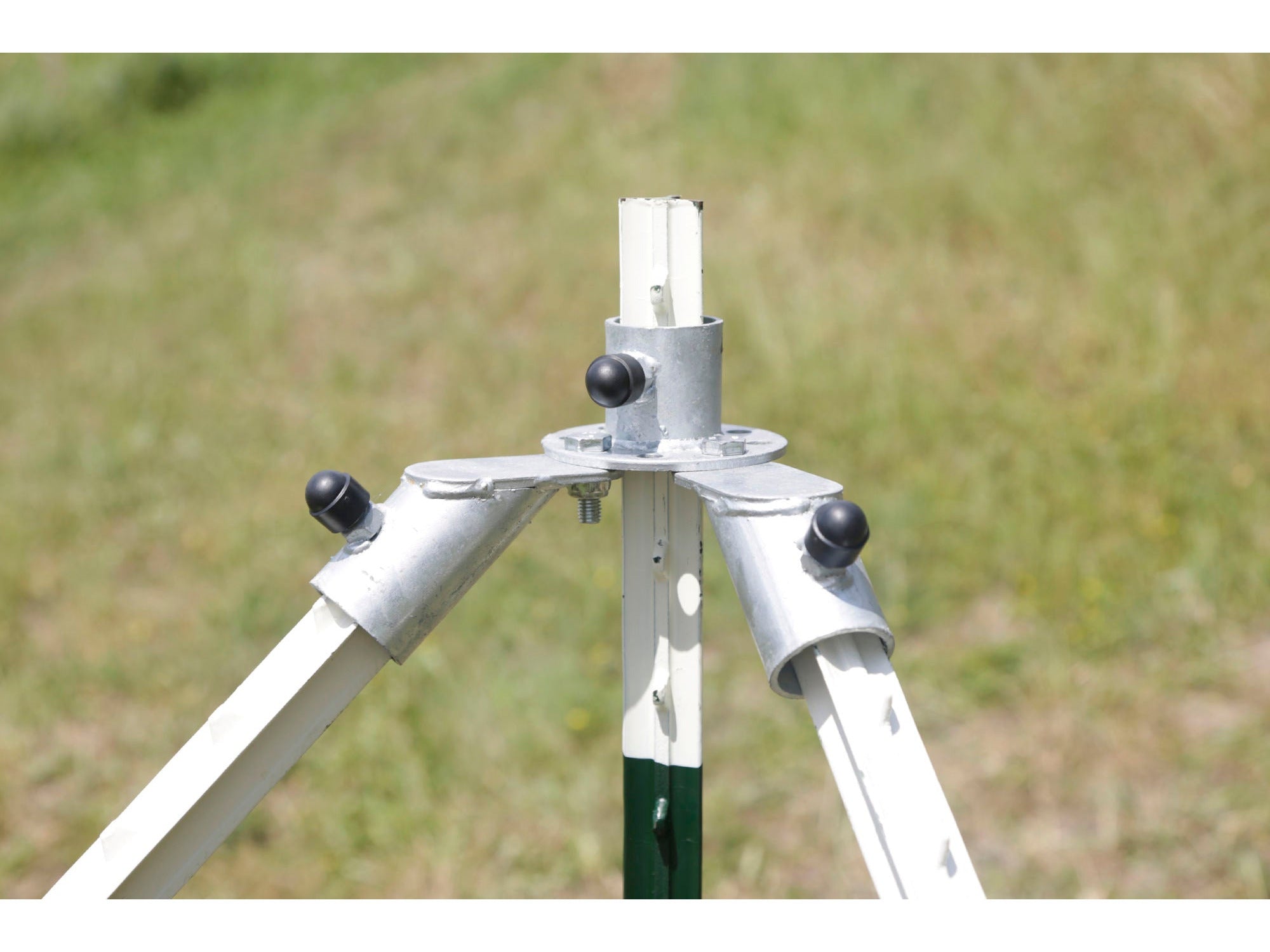 T-Post variable corner solution set