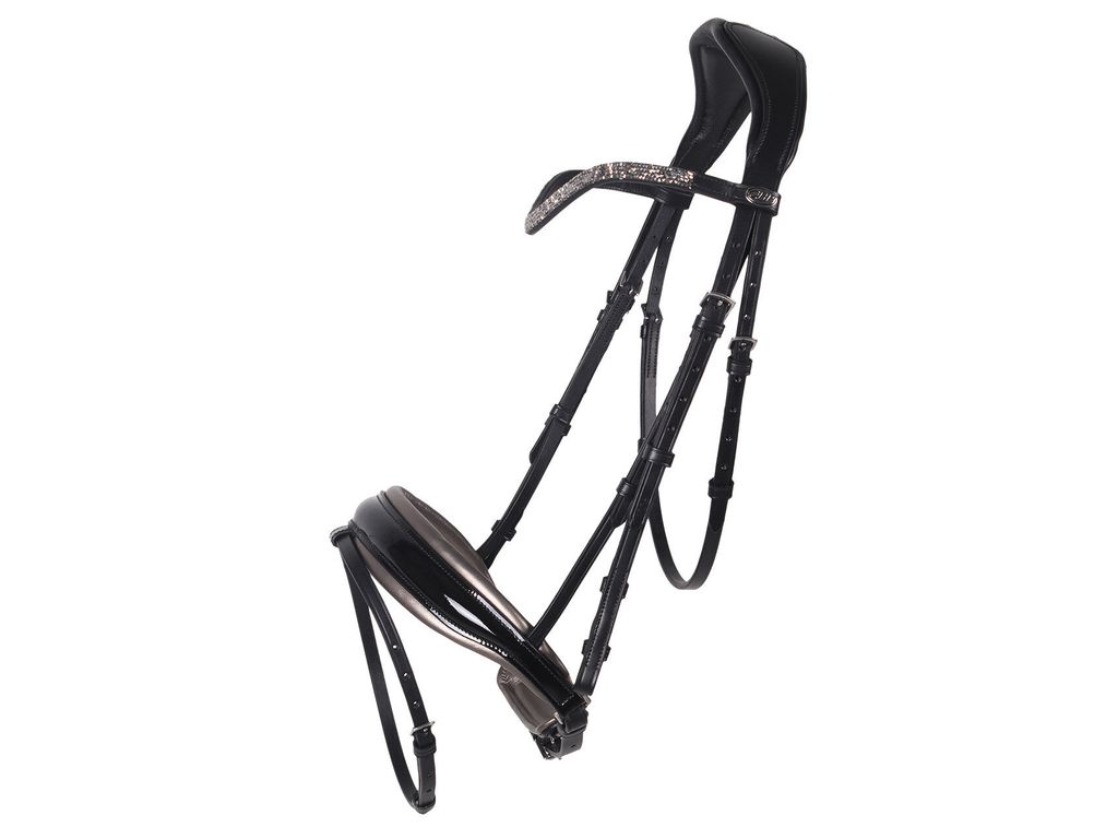 Dieses elegante Trense Lupine von QHP, mit einem Nasenriemen aus Lackleder, ist die perfekte Kombination aus Eleganz und Komfort für Dein Pferd oder Pony